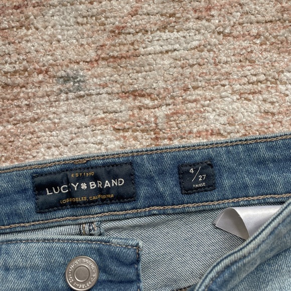 LAST CHANCE - Lucky Brand Ankle Jeans - Picture 6 of 9